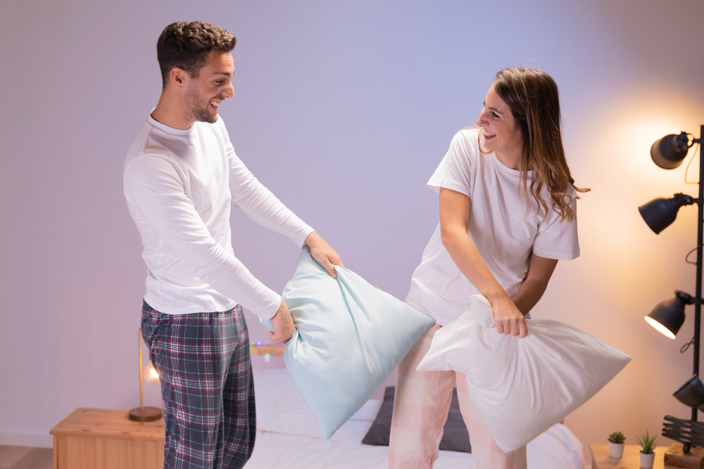 Unis pour la nuit : Nos pyjamas couple pour une complicité totale